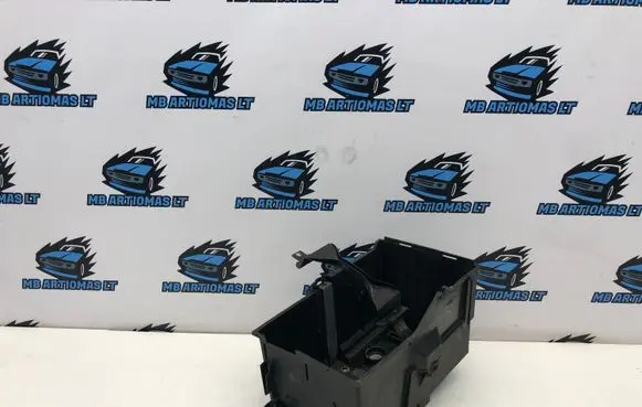 Volvo V50 Battery box tray 