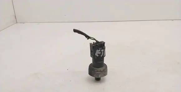 BMW 7 E38 Air conditioning (A/C) pressure sensor 499000
