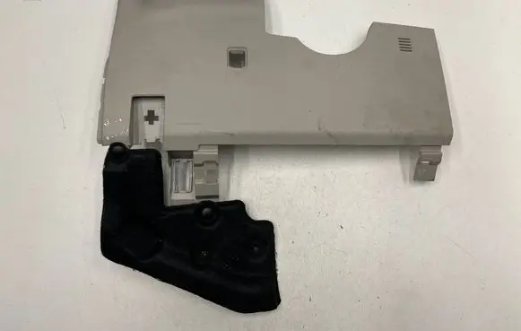 Chrysler Pacifica Dashboard lower bottom trim panel 68253314AB