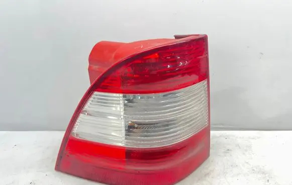 Mercedes-Benz ML W163 Rear/tail lights A1638201964
