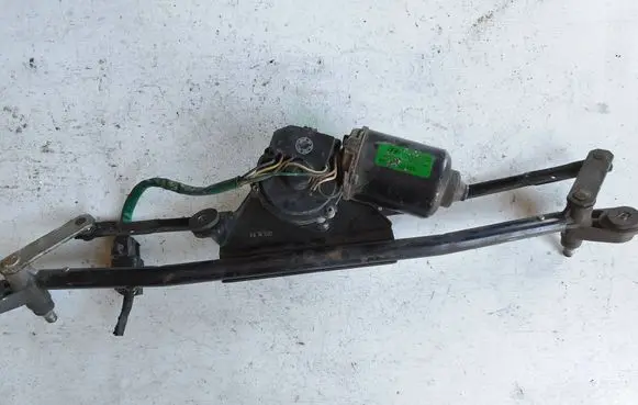 Hyundai Santa Fe Front wiper linkage and motor 9811026200