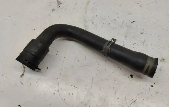 Audi A4 S4 B5 8D Engine coolant pipe/hose 8D0121101K