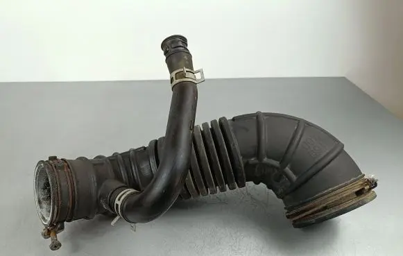 SsangYong Rexton Air intake duct part Q160Y400