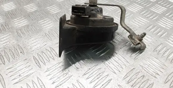 Volkswagen Golf IV Horn signal 3B0951223