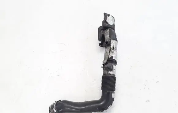 Volvo V50 Intercooler hose/pipe
