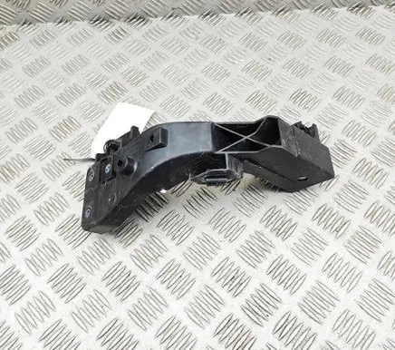 KIA Niro Headlight/headlamp mounting bracket 64117AT000