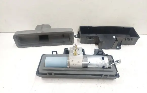Opel Insignia A Tailgate hydraulic pump motor 1090096 GMT3710 13279362