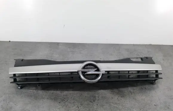 Opel Astra H Front grill 