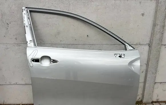 Toyota Corolla Cross Front door