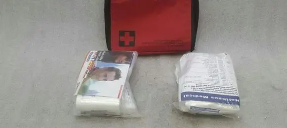 Audi A3 S3 8V First aid kit 8P0860282G