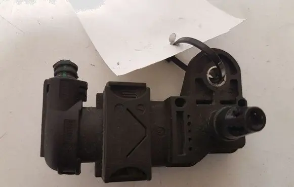 Alfa Romeo 147 Air pressure sensor 0281002437