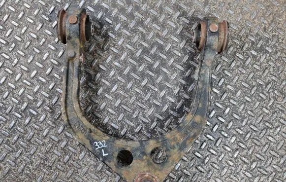 Dodge Charger Front lower control arm/wishbone 