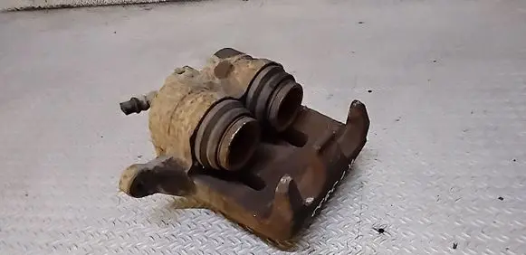 Nissan Murano Z50 Front brake caliper 
