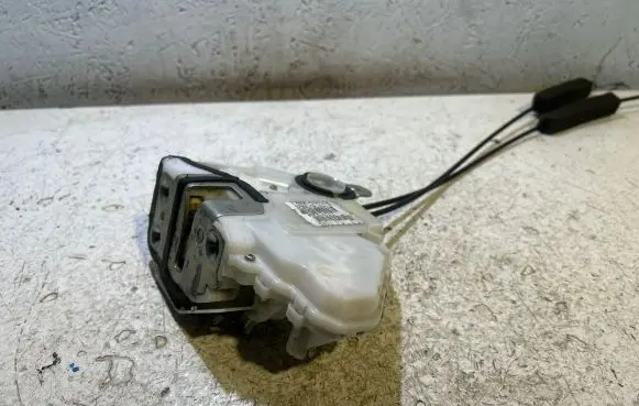 Honda CR-V Front door lock 72151SWAG1 SWAG1LHFR EUL0107160A