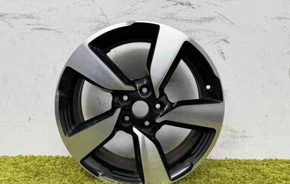 Nissan Qashqai R18 alloy rim 4ea8a