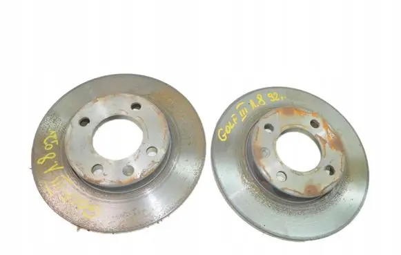 Volkswagen Golf III Rear brake disc