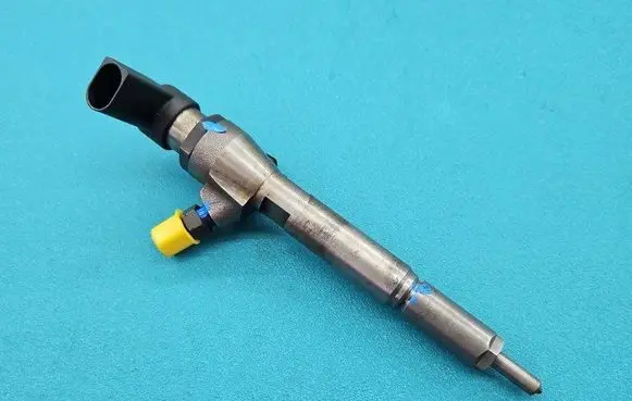 Renault Megane II Fuel injector 8200380253 IMPRK1418383
