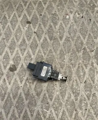 Volvo S60 Brake pedal sensor switch 8622064 01W222 4970