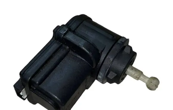 Volkswagen Golf III Headlight level adjustment motor 1J0941295B