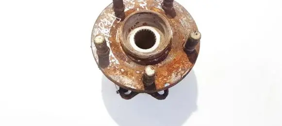 Subaru Legacy Rear wheel hub