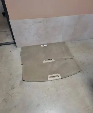 Trunk/boot floor carpet liner