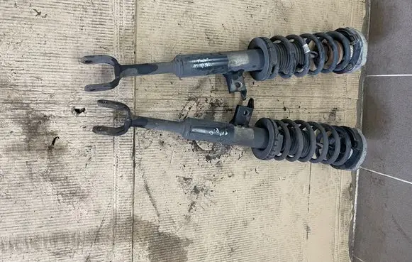 BMW 5 F10 F11 Front shock absorber with coil spring