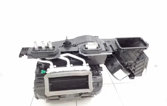 BMW X5 F15 Interior heater climate box assembly housing 990919