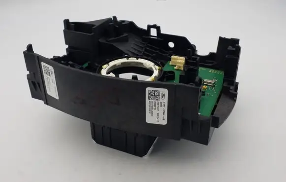 Steering wheel column trim
