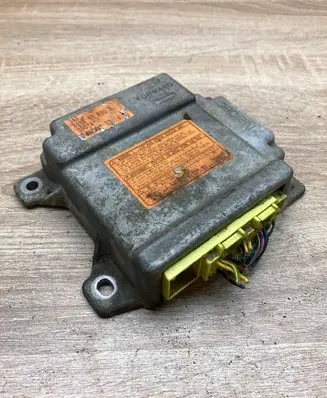 Mazda 323 F Airbag control unit/module B25E57K30B 0D07A
