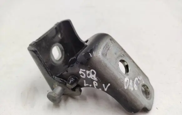Peugeot 508 RXH Front door upper hinge