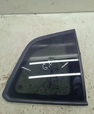 SsangYong Rodius Side middle window/glass 