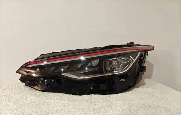 Volkswagen Golf VIII Headlight/headlamp 5H0941059K 1702VF200AC6