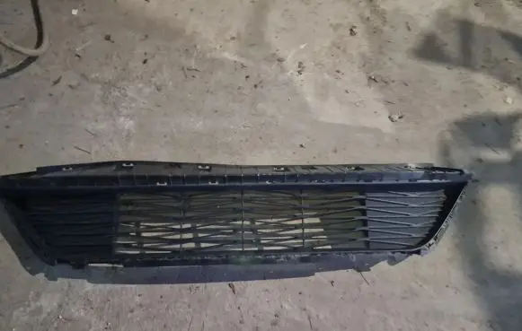 KIA Ceed Front bumper lower grill 86560J7DA0