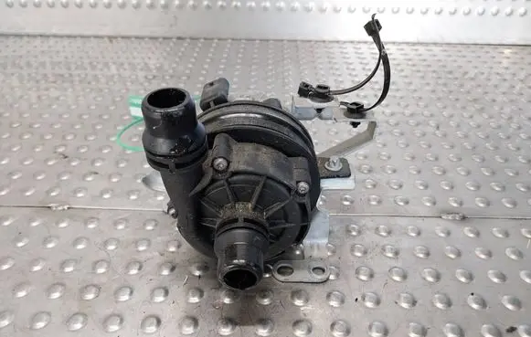 Mercedes-Benz E W213 Electric auxiliary coolant/water pump A0005002686