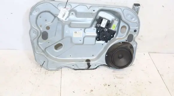 Front window lifting mechanism without motor