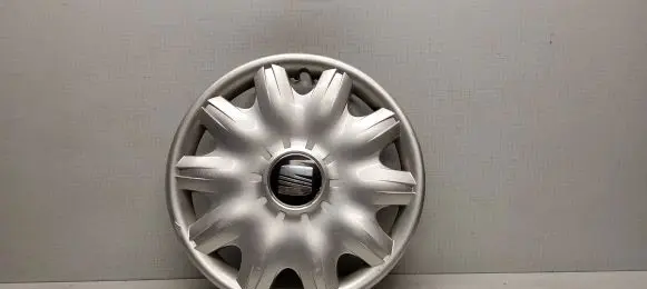 Seat Leon (1M) R15 wheel hub/cap/trim 1M0601147H