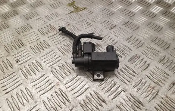 Toyota Avensis T250 Turbo solenoid valve 258190R010
