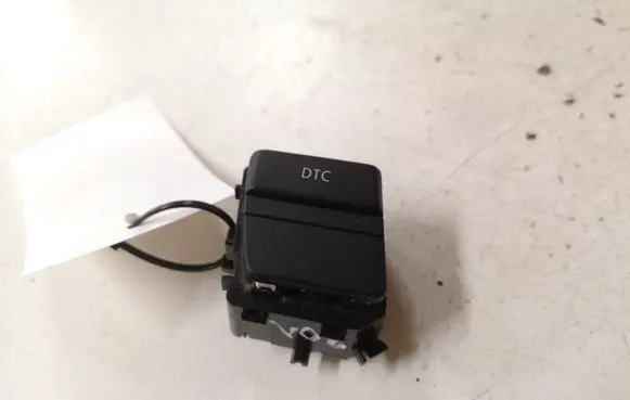 BMW 5 E60 E61 DTC switch 915905102 502287