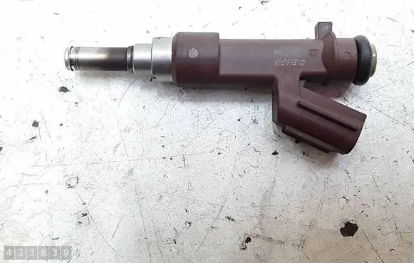 Citroen C1 Fuel injector 2325000040