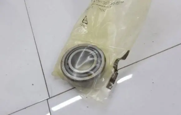 Mercedes-Benz G W461 W463 1st Gen Front wheel ball bearing A0029802002