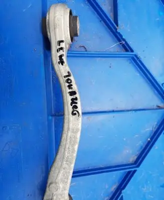 Volkswagen Touareg III Front control arm 4M0407509C