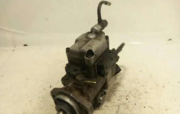 BMW 5 E39 Fuel injection high pressure pump 0460406994
