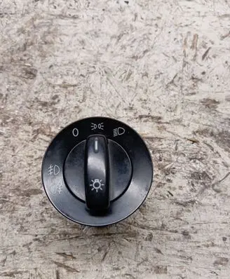 Volkswagen Golf V Light switch 1K0941431C