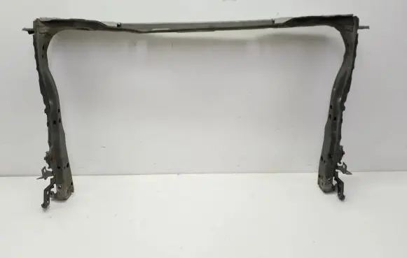 Toyota Prius+ (ZVW40) Radiator support slam panel