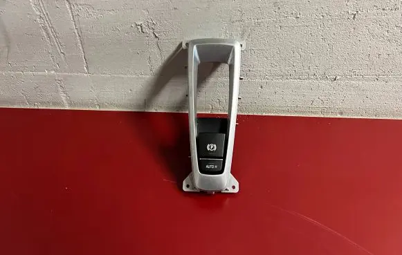 BMW X5 F15 Hand parking brake switch 9349034
