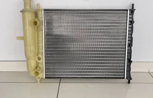 Fiat Bravo - Brava Coolant radiator 7776508 7776507 46480388