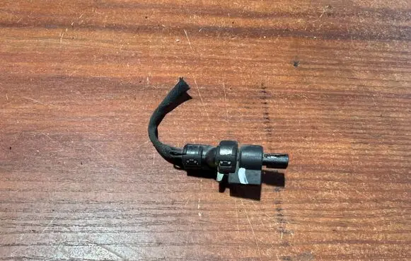 Mercedes-Benz B W245 Fuel injector wires A000545474784