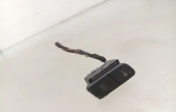 Volkswagen Polo Central locking switch button 6Q1962125