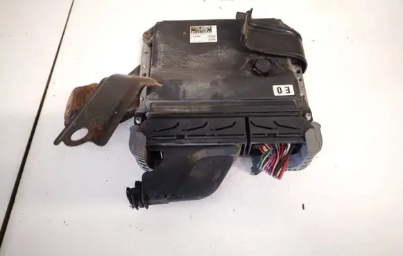 Toyota RAV 4 (XA30) Engine control unit/module 8966142c11 89661-42c11