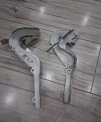 Citroen C3 Engine bonnet/hood hinges 9812778580